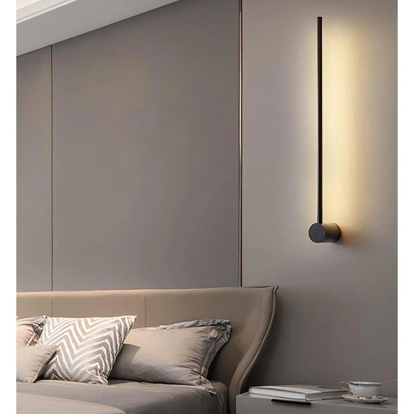 Roi Sleek LED Wall Light