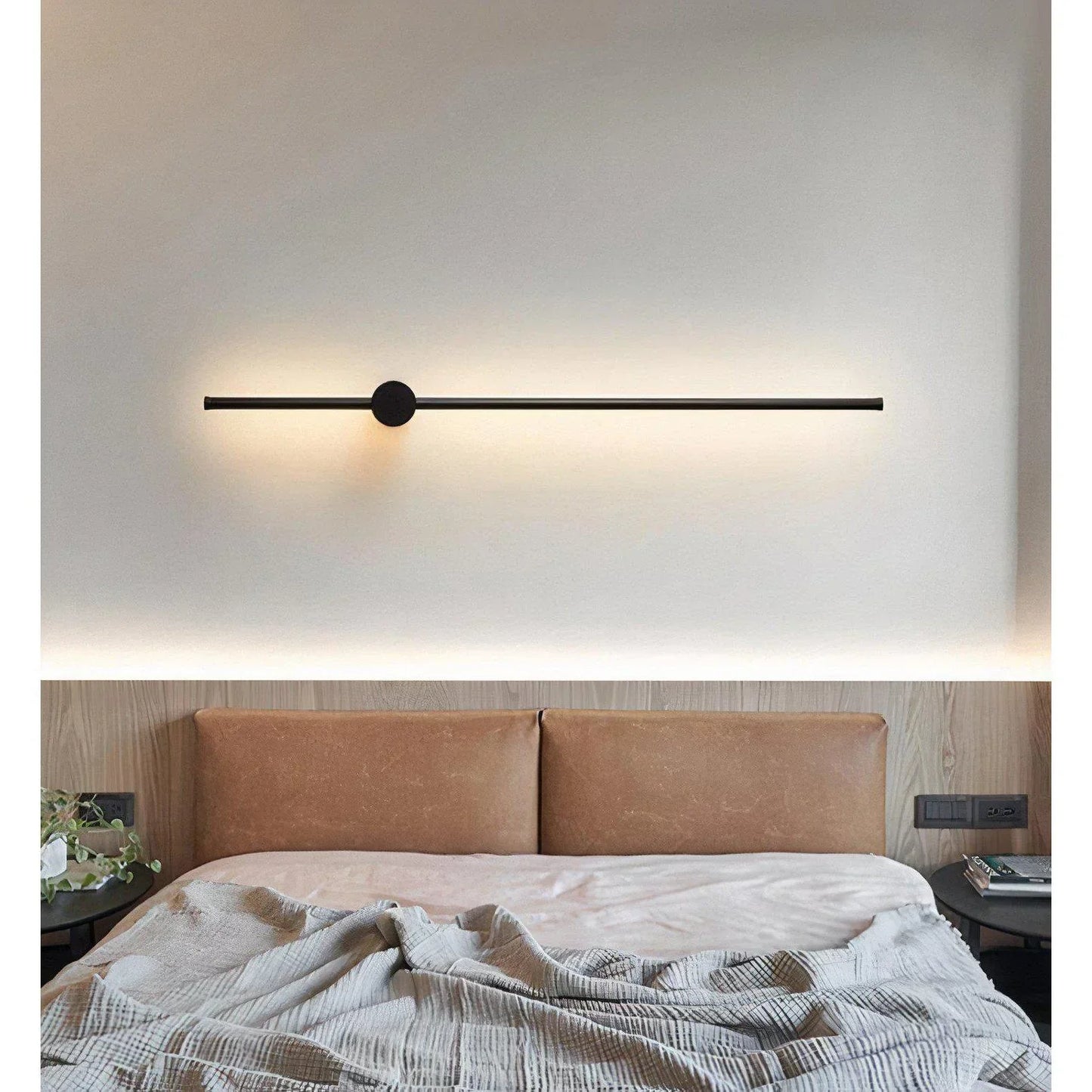 Roi Sleek LED Wall Light