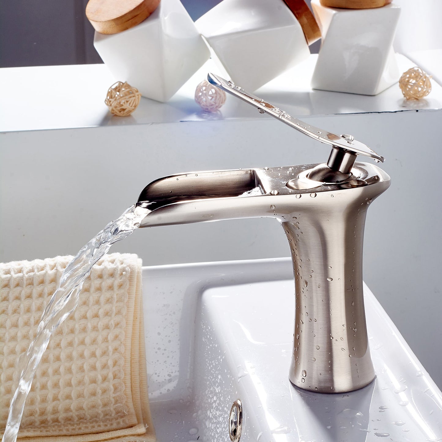 Waterfall Lou Faucet