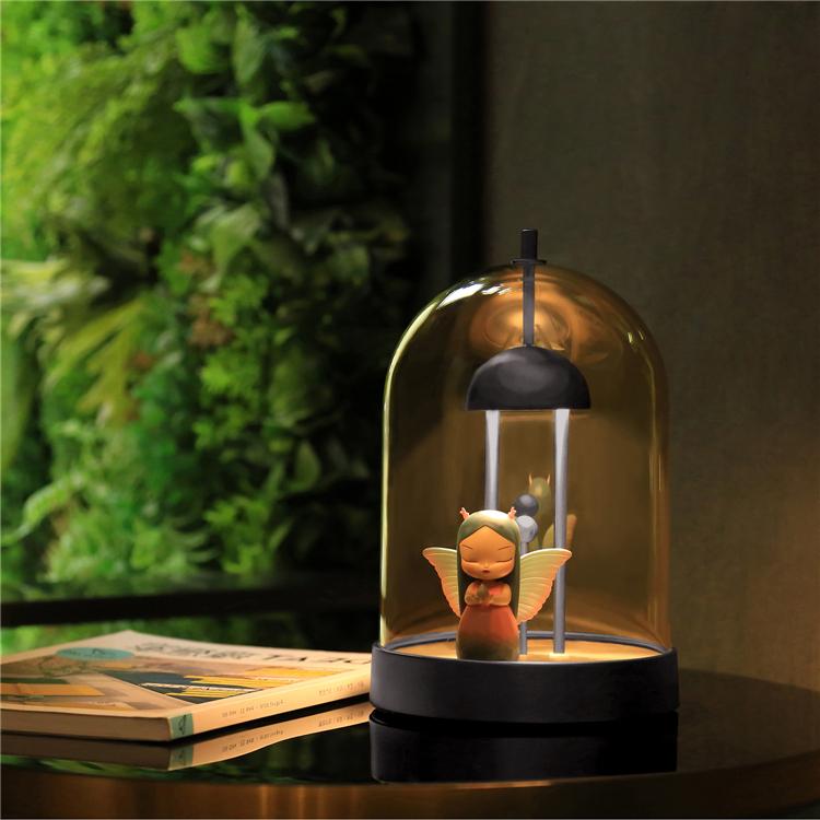 Showcase Lamp