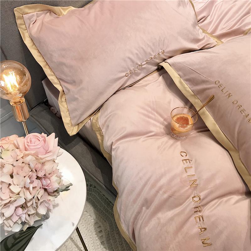 Celne Dream Velvet Bedding Set - Nordic Side - 