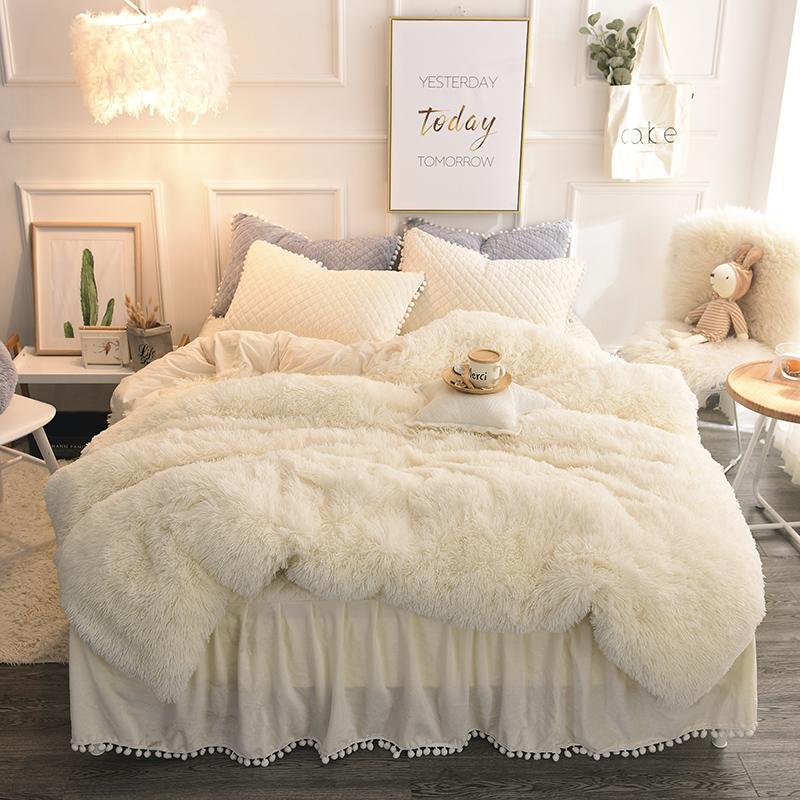 Luxury Faux Fur Bedding - Nordic Side - 