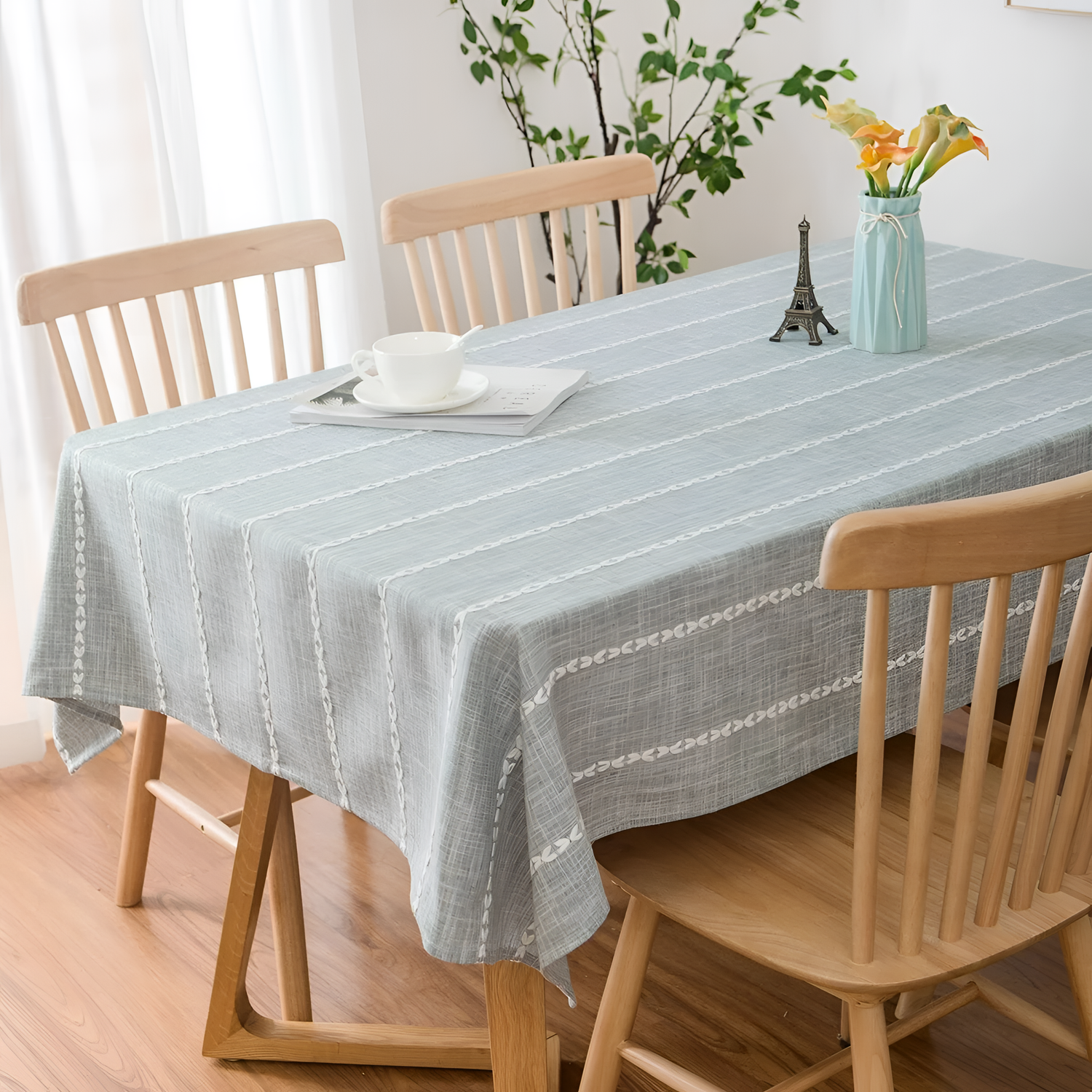 Enova Home European-Style Tablecloth | Table Linens | NordicAbode.com