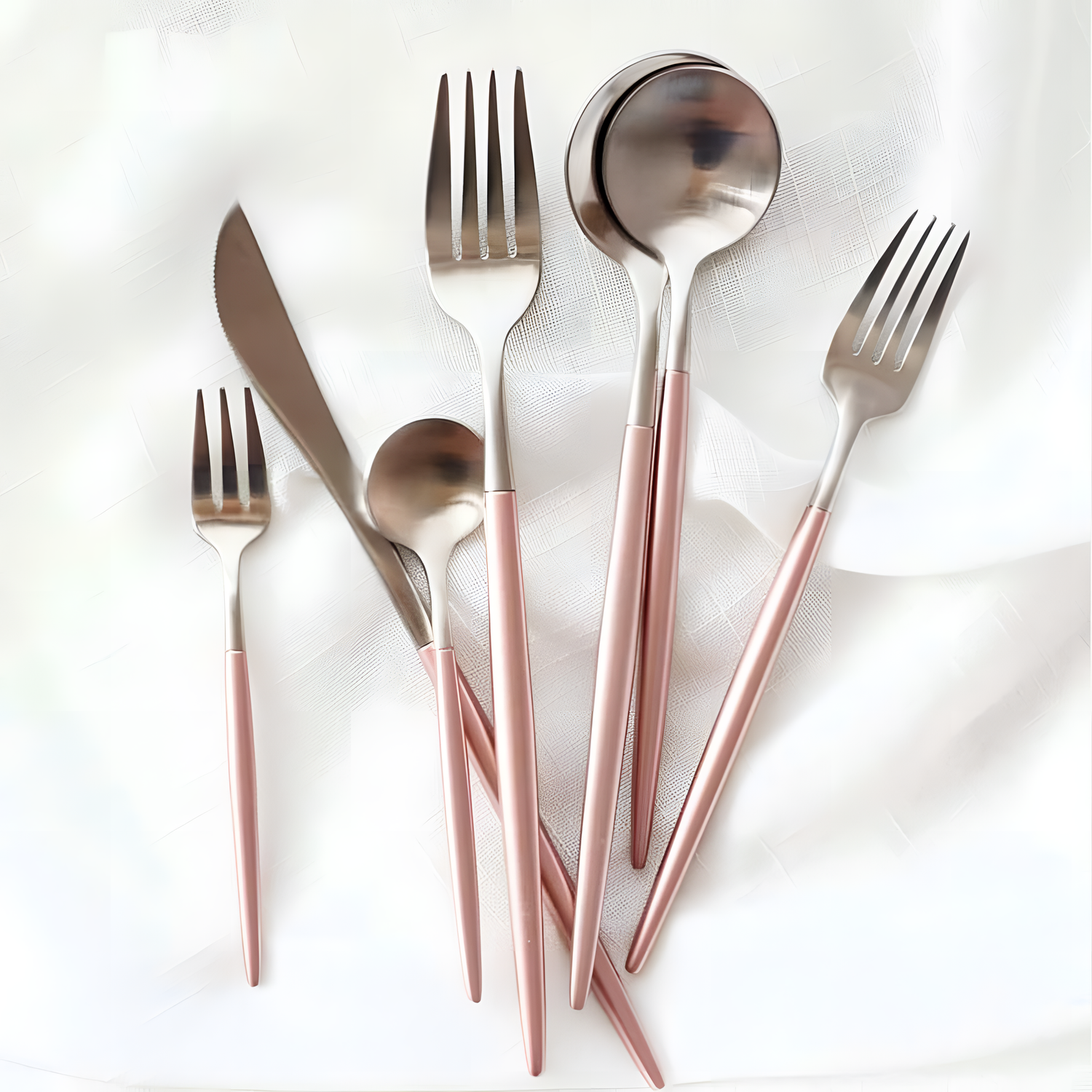 4 Pcs Pink & Silver Cutlery Set | Dining | NordicAbode.com