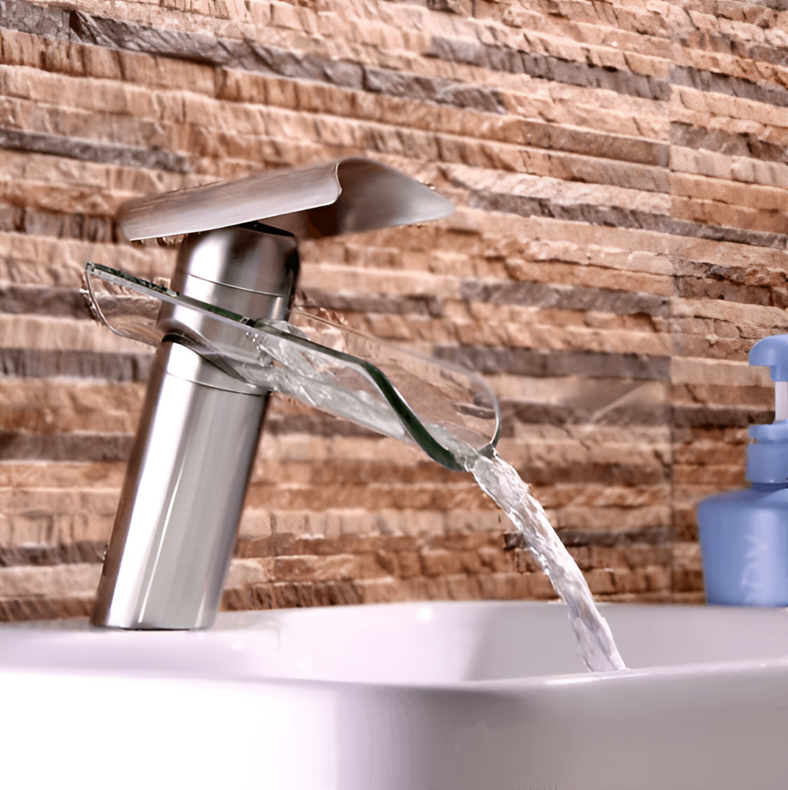 Minimalist Faucet | Bathroom Fixtures | NordicAbode.com