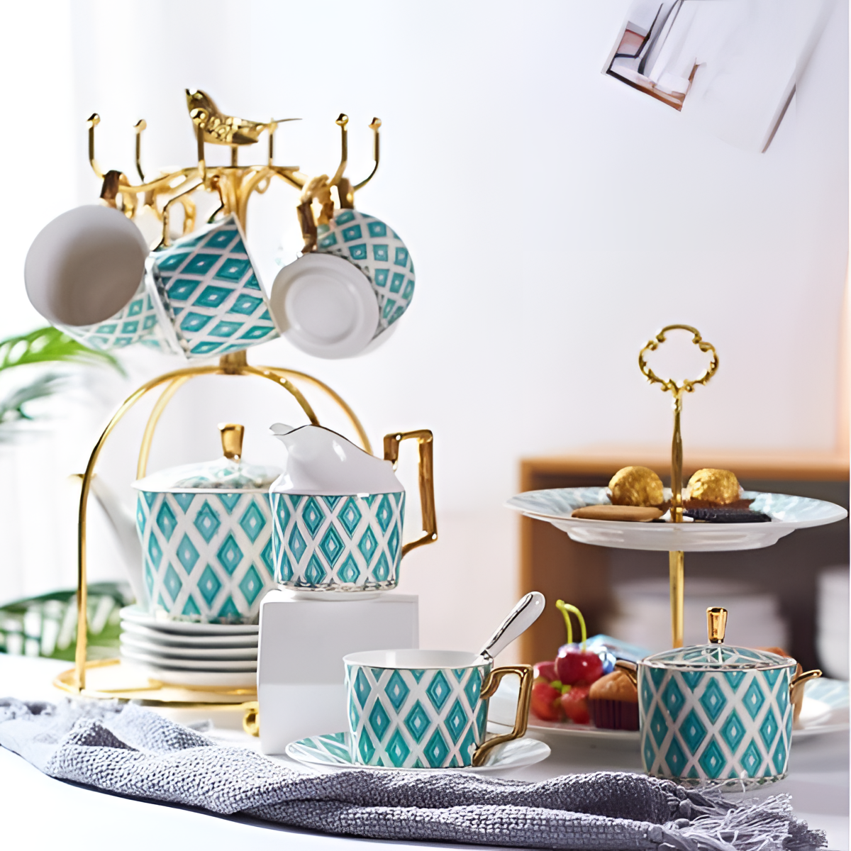 Chelsea Majestic Teacup Collection Set | Tableware | NordicAbode.com