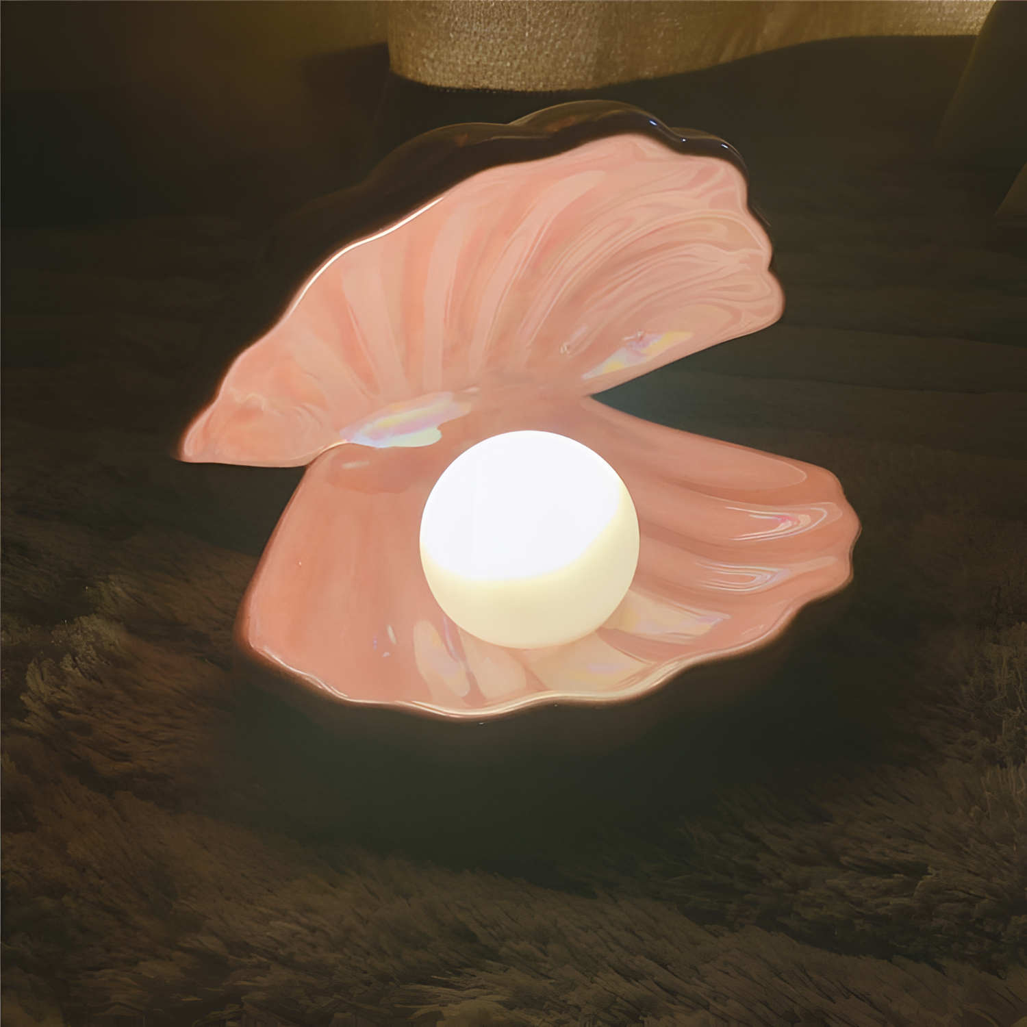 Sirenita Pearl Shell Desk Lamp - Art Deco | Lighting | NordicAbode.com