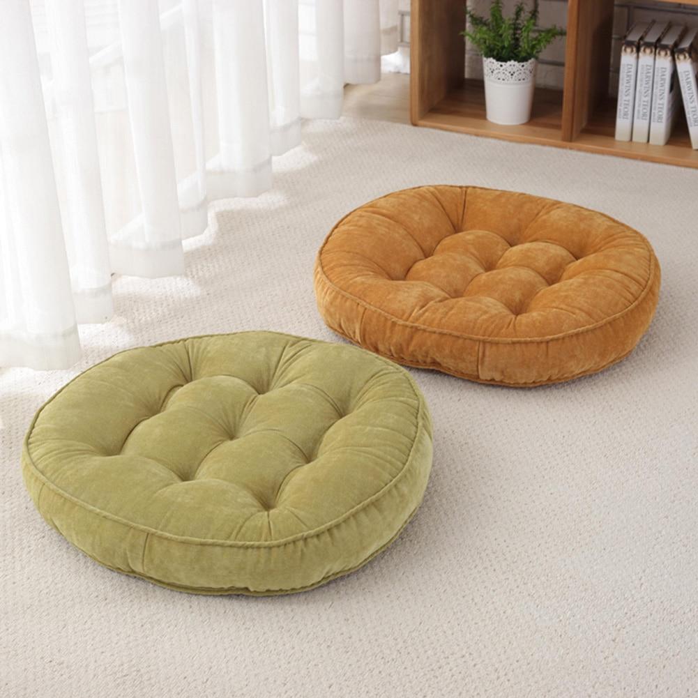 Naya - Basic Round Cushion - Nordic Side - 02-07