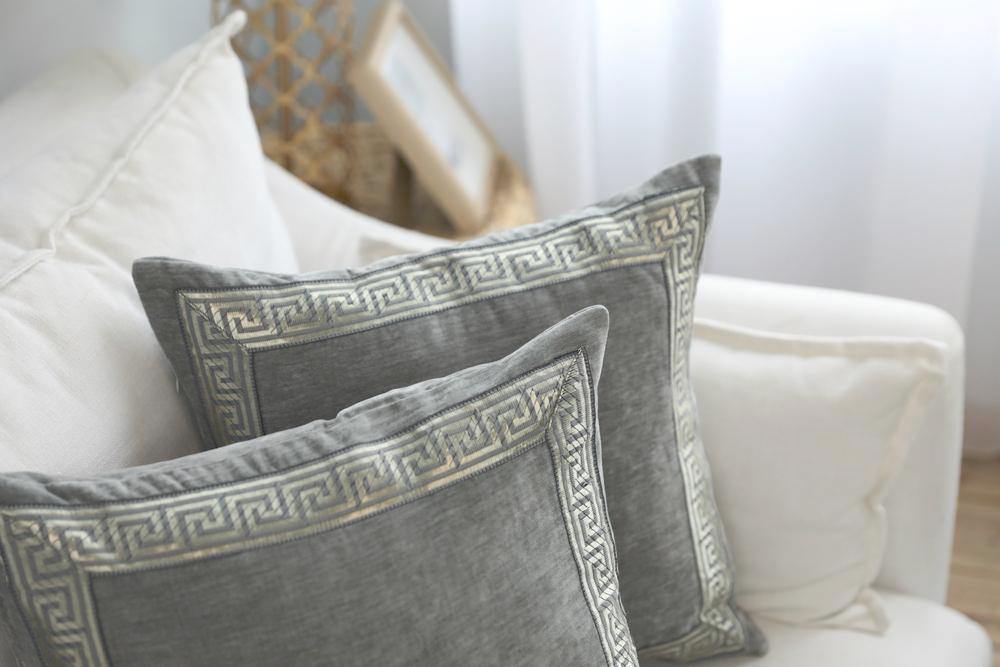 Classic Dark Grey Velvet Cushion Cover - Nordic Side - 