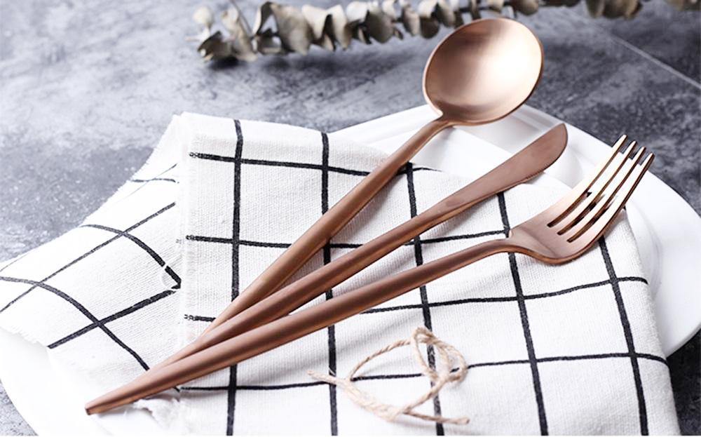 4 Pcs Rose Gold Cutlery Set - Nordic Side - 