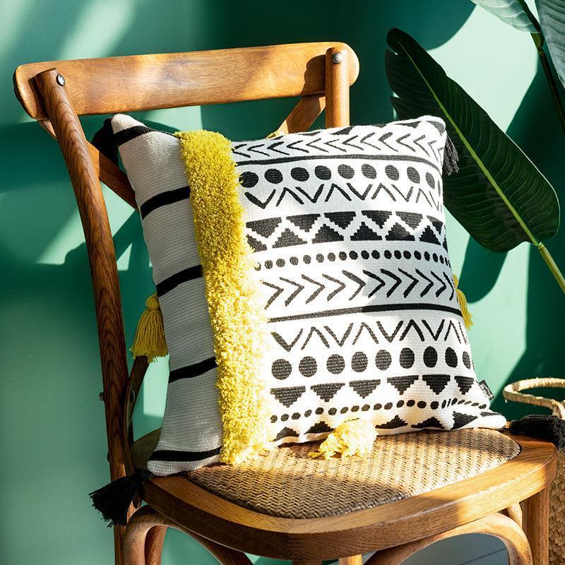 Morocan Geometry Embroidery Cushion - Nordic Side - 