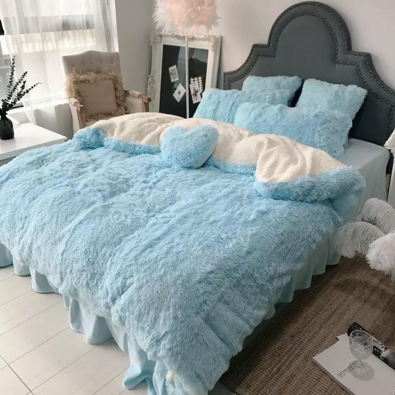 Luxury Fluffy 4 Pieces Bedding Set - Nordic Side - 