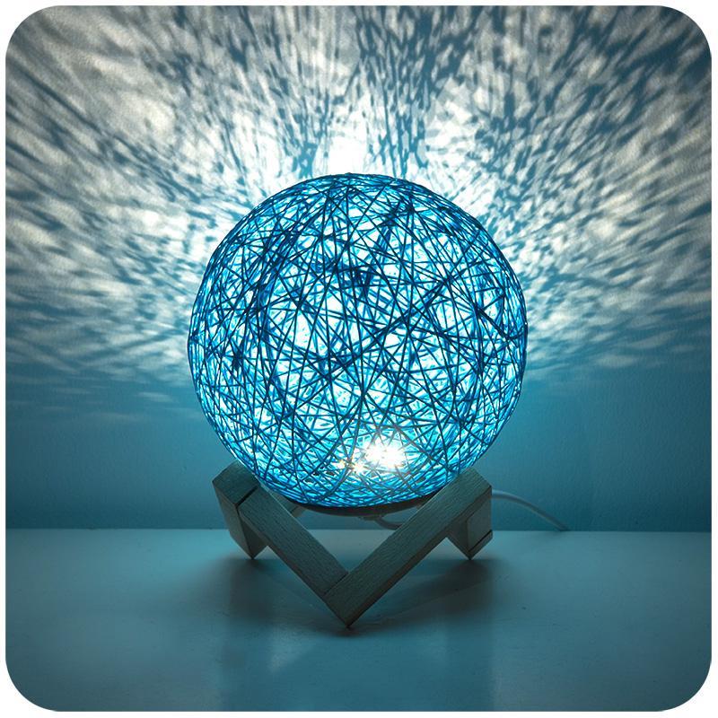 Globo Table Lamp - Nordic Side - 